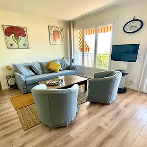 https://a-10-minutes-de-la-plage.fr-provencehotel.com